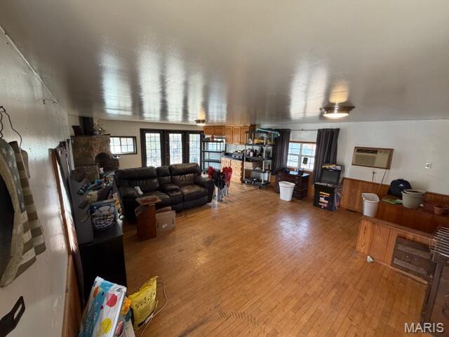 n/a - Commercial Sale