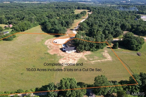 Tiny photo for 15 Oakview Court, Troy, MO 63379 (MLS # 26058239)