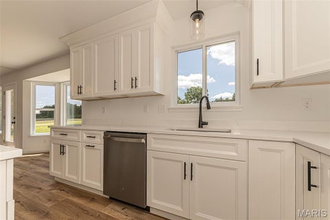 Tiny photo for 15 Oakview Court, Troy, MO 63379 (MLS # 26058239)