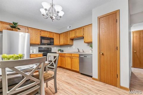 Tiny photo for 9608 Bent Pine Drive #J, St Louis, MO 63126 (MLS # 26018702)