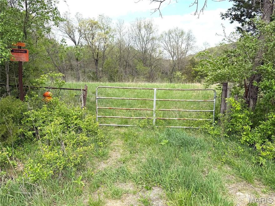1.00 Acre Lot at 19231 St. Albans Rd.  Also known as Hwy T.   No subdivision, no Indentures, no Rules/Regs.  See images and attachments for Plat and Aerial maps.   Property is located in Wildwood and St. Louis County.