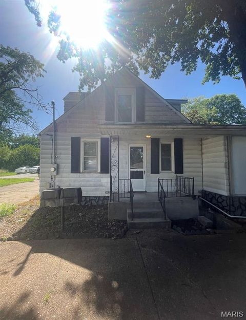 7925 S Rock Hill Road St Louis MO 63123