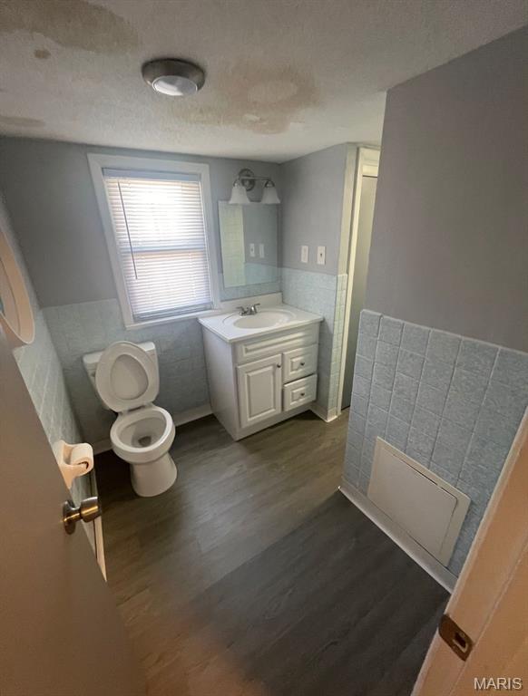 Grant - Wood - Commercial Sale