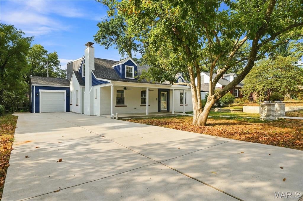 8 Villawood Lane