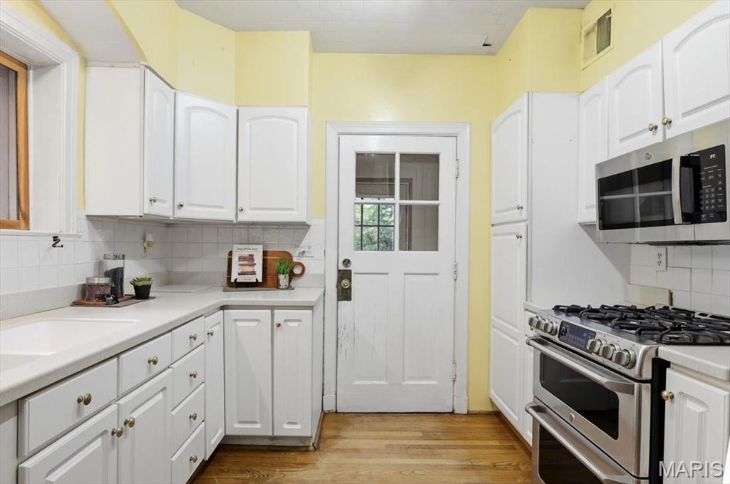 Bellerive Acres - Residential