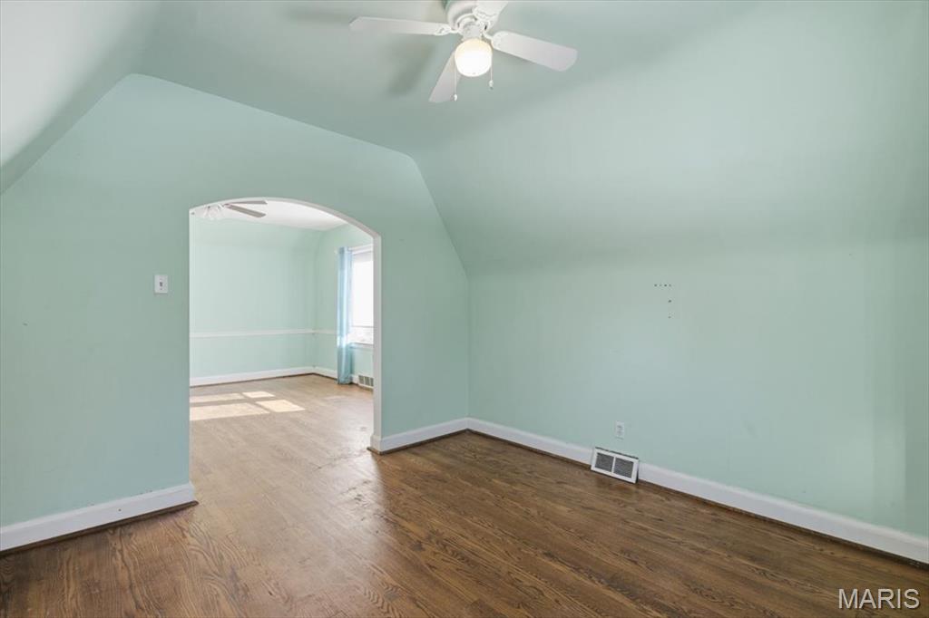 Bellerive Acres - Residential