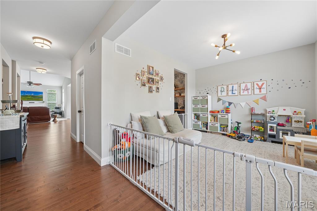 204 Grayleaf Court