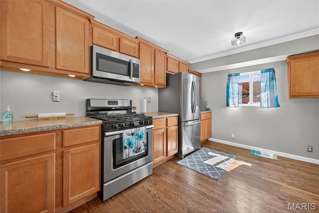 St Louis, Missouri 63125, United States, 3 Bedrooms Bedrooms, ,3 BathroomsBathrooms,Residential,Pending,206339