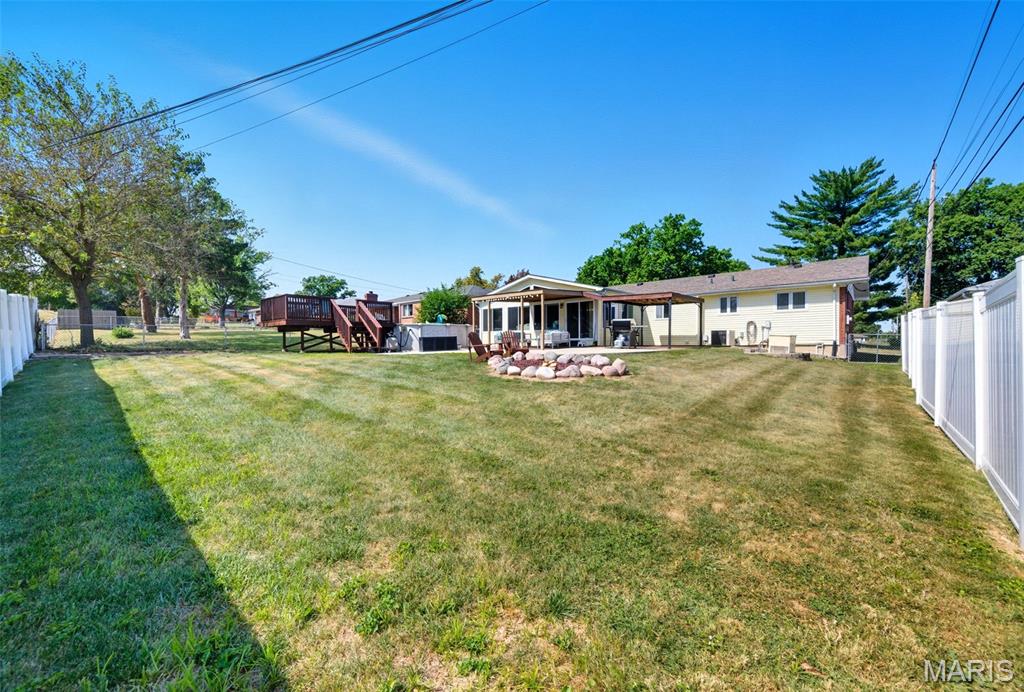 St Louis, Missouri 63125, United States, 3 Bedrooms Bedrooms, ,3 BathroomsBathrooms,Residential,Pending,206339