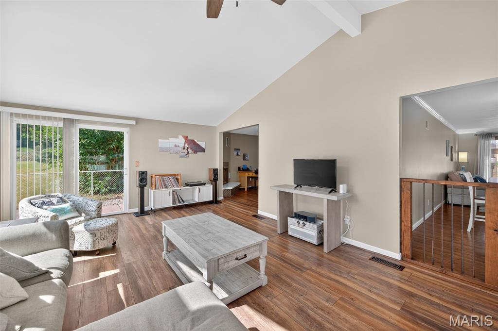 St Louis, Missouri 63125, United States, 3 Bedrooms Bedrooms, ,3 BathroomsBathrooms,Residential,Pending,206339