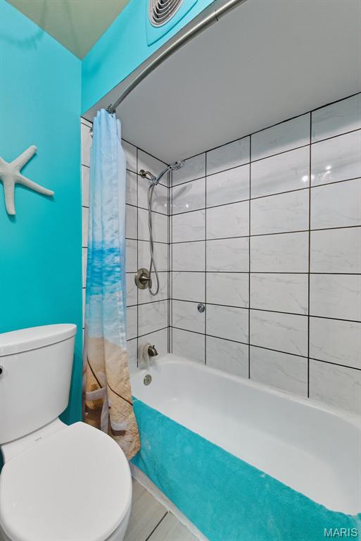 St Louis, Missouri 63125, United States, 3 Bedrooms Bedrooms, ,3 BathroomsBathrooms,Residential,Pending,206339