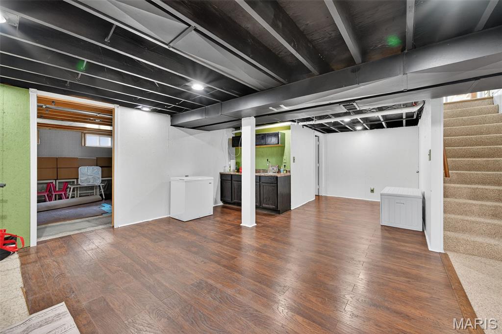 St Louis, Missouri 63125, United States, 3 Bedrooms Bedrooms, ,3 BathroomsBathrooms,Residential,Pending,206339