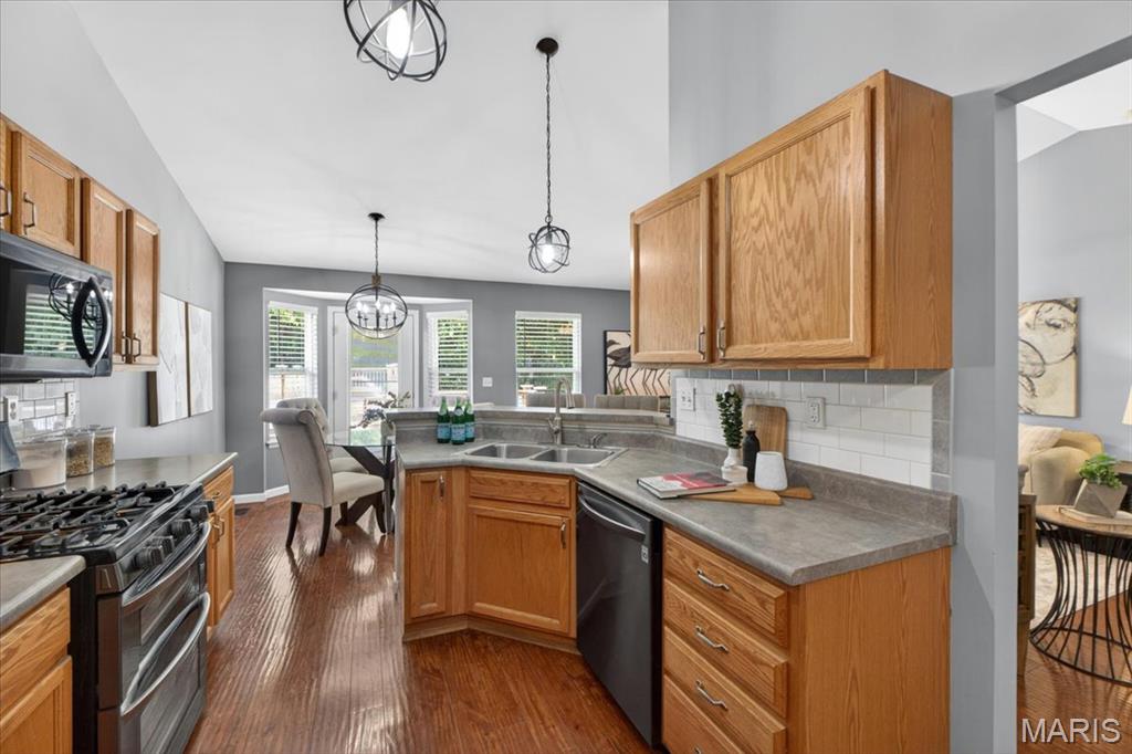 Eagles Bluff - Residential