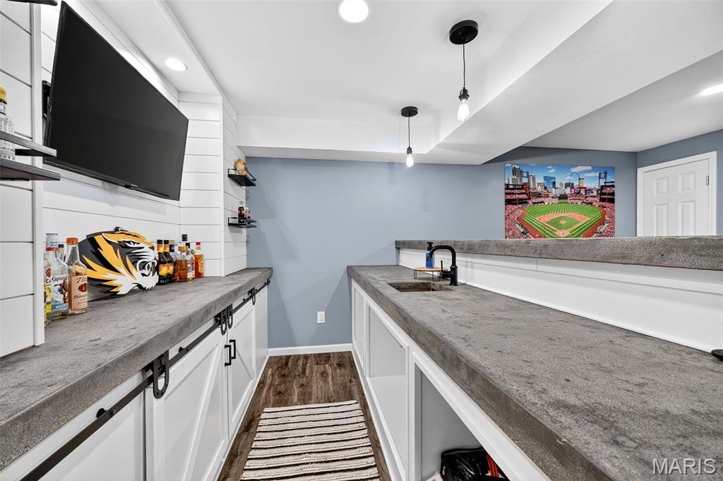 Hartford Glen - Residential