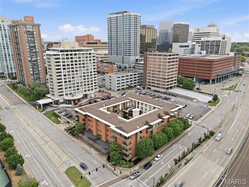 Shaw Park Place Condo Amd - Residential