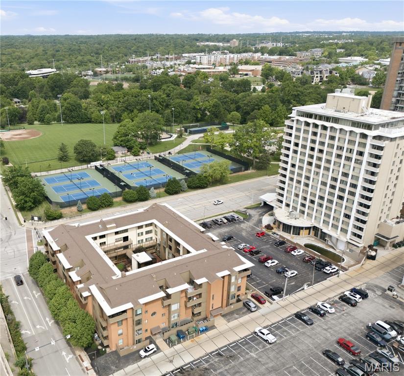 Shaw Park Place Condo Amd - Residential
