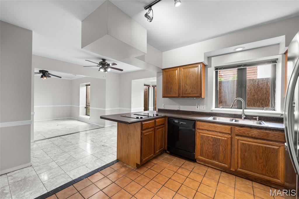 Shaw Park Place Condo Amd - Residential