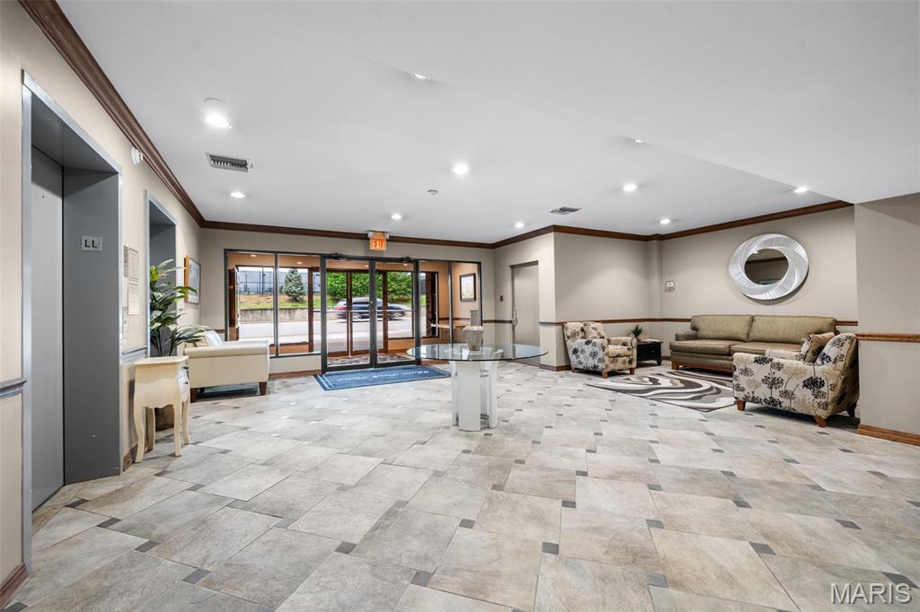 Shaw Park Place Condo Amd - Residential