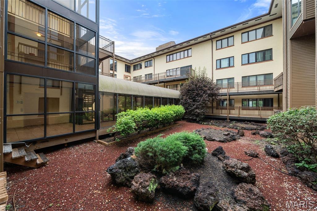 Shaw Park Place Condo Amd - Residential