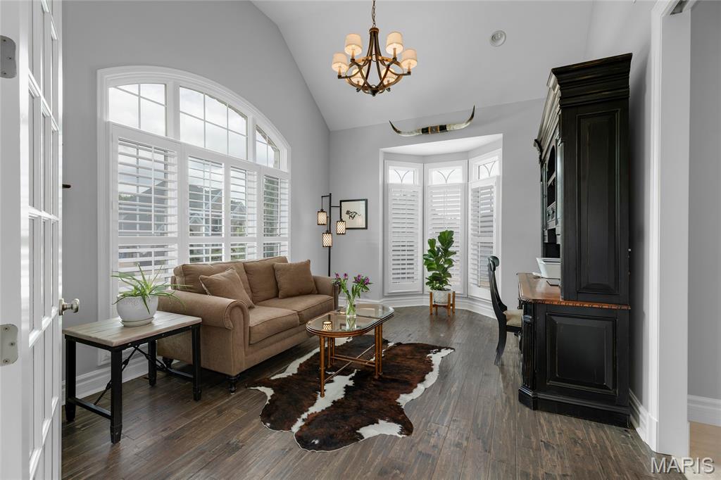 1320 Westchester Manor Lane