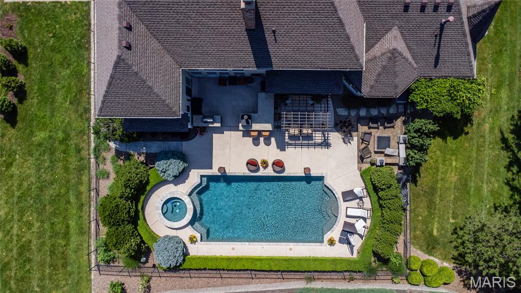 Westchester Manor - Residential