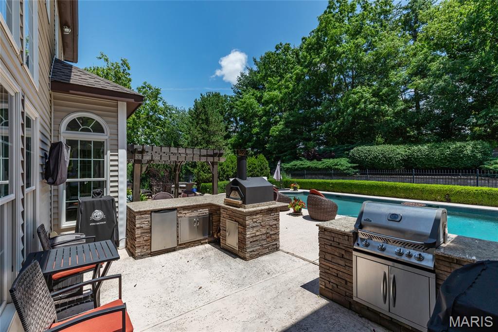 Westchester Manor - Residential