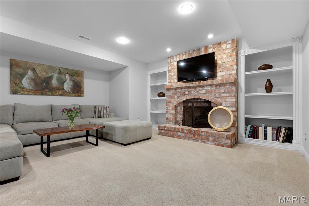 Westchester Manor - Residential