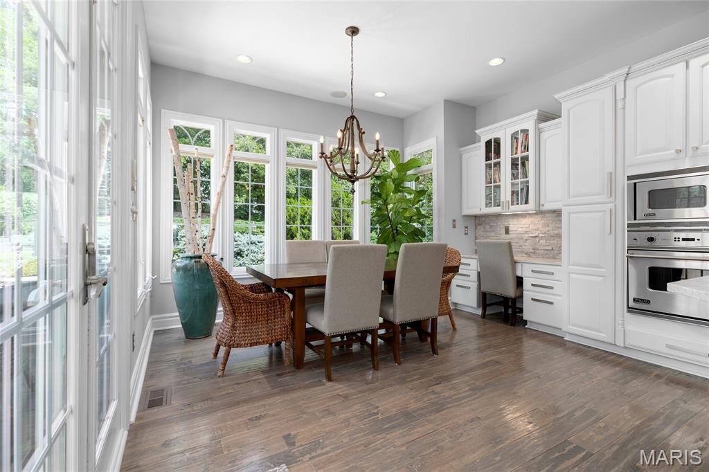 Westchester Manor - Residential