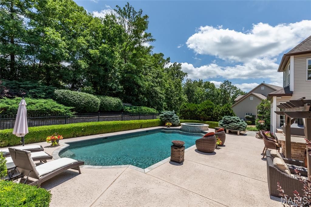 Westchester Manor - Residential