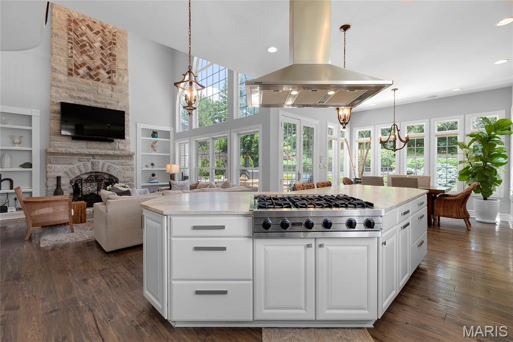 Westchester Manor - Residential