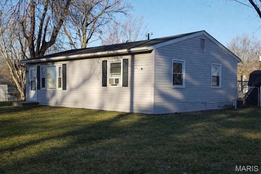 Charming and affordable home located in the heart of Troy! This 3-bedroom, 1-bath property is perfect for first-time buyers, investors, or anyone looking to downsize. Enjoy the convenience of main floor laundry, along with a cozy living room and an inviting eat-in kitchen. Step outside to a fenced backyard offering privacy and space to relax, plus a storage shed for your extra belongings. Conveniently situated just minutes from local schools and shopping, this home combines comfort with location. Affordable opportunities like this don’t last long—schedule your showing today!