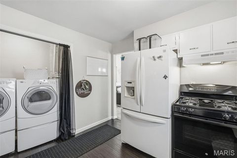 Tiny photo for 121 E Pershing Street, Troy, MO 63379 (MLS # 26019881)