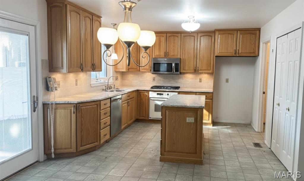 2507 Indiancup Drive