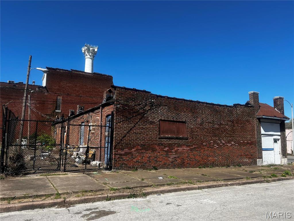 Photo of 1900 E Grand Boulevard, St Louis, MO 63107 (MLS # 26067045)