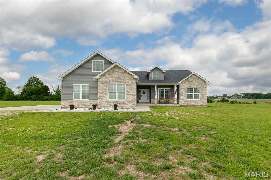 22845 Jewell Lynn Court