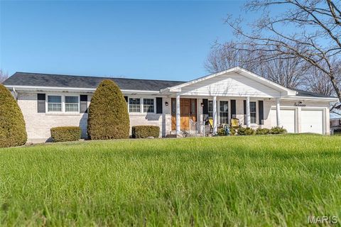 803 Fieldcrest Drive Washington MO 63090