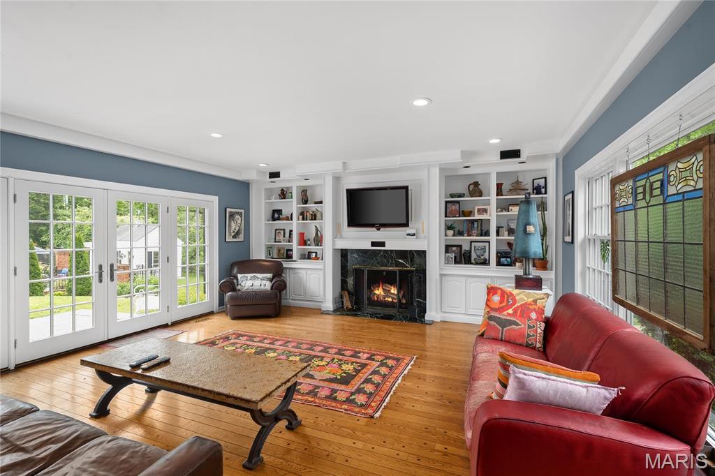 Steeplechase Lane - Residential