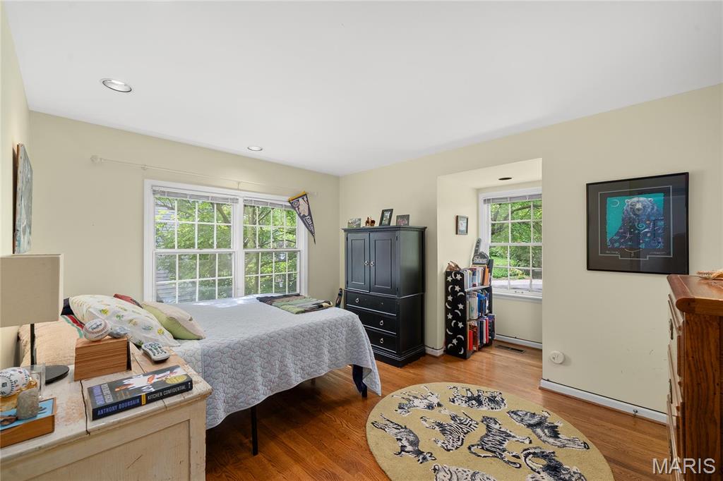 Steeplechase Lane - Residential