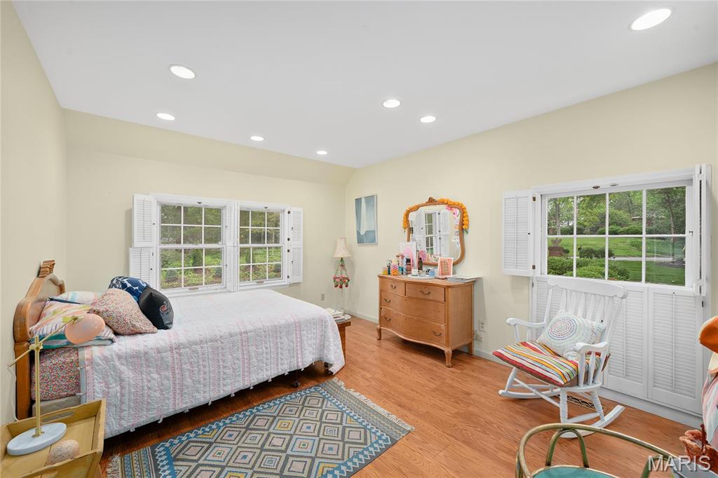 Steeplechase Lane - Residential