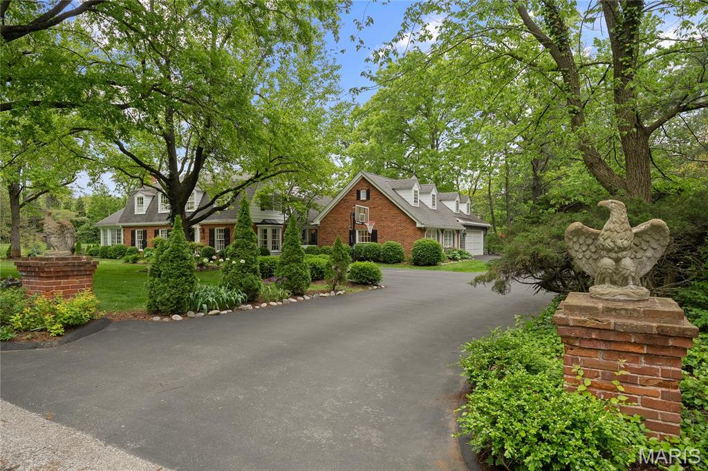 Steeplechase Lane - Residential