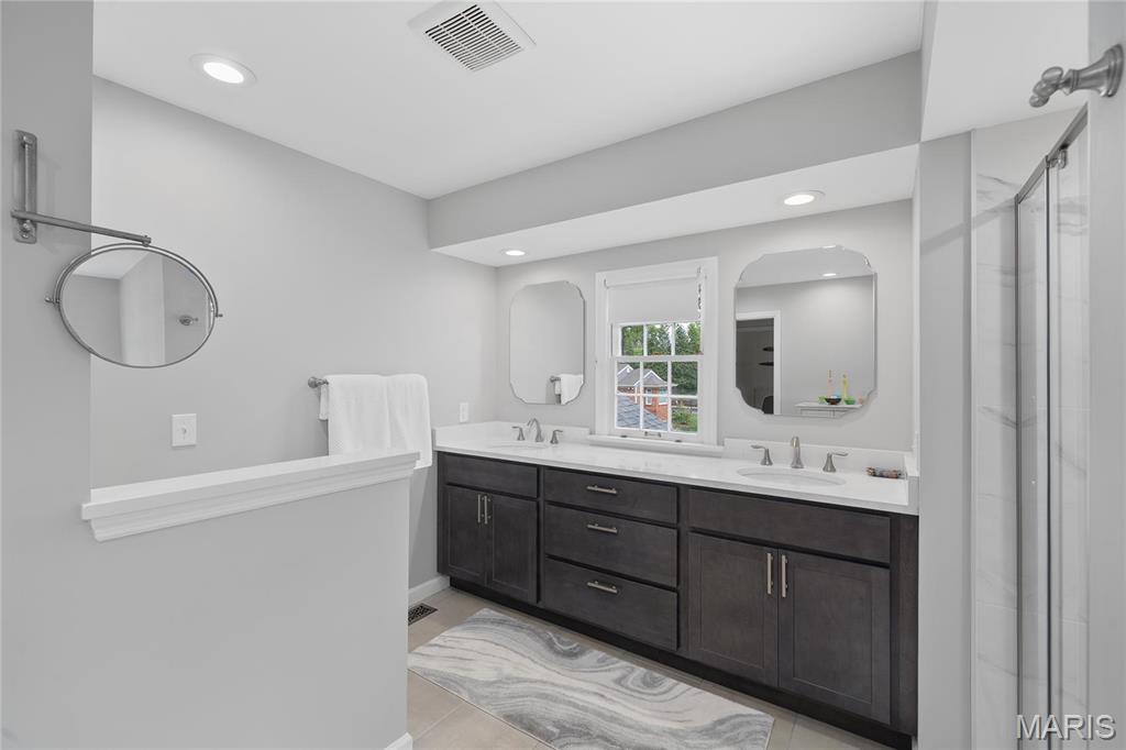 Steeplechase Lane - Residential