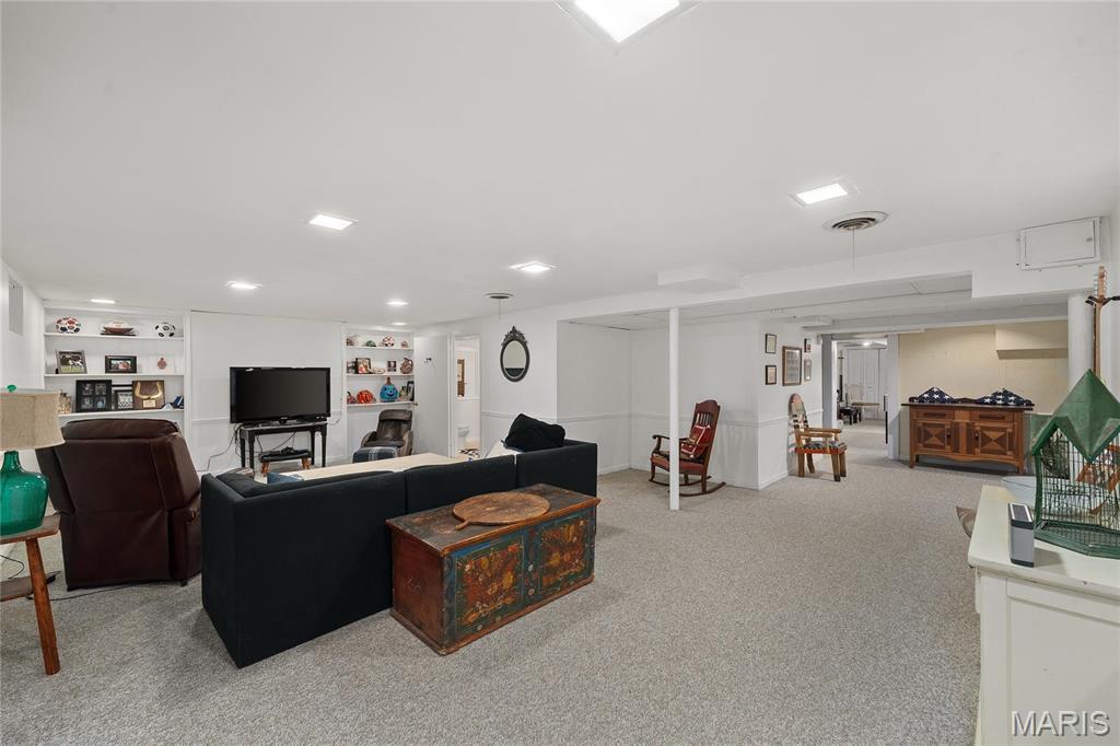 Steeplechase Lane - Residential