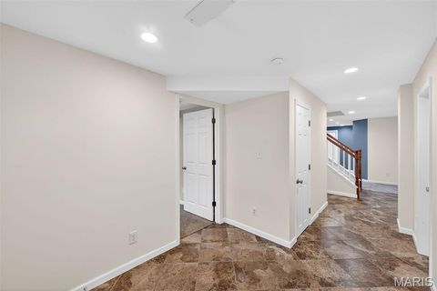 Tiny photo for 16839 Kehrsbrooke Court, Chesterfield, MO 63005 (MLS # 26010066)