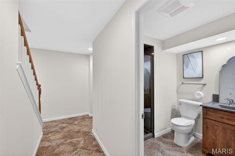 Tiny photo for 16839 Kehrsbrooke Court, Chesterfield, MO 63005 (MLS # 26010066)