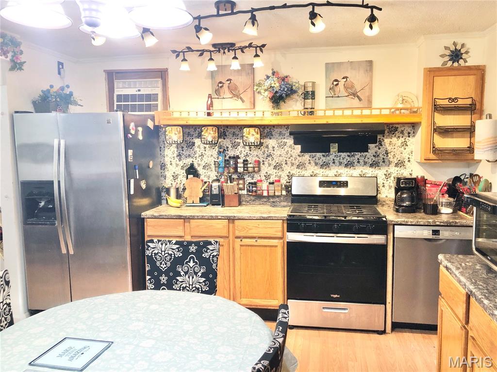 Duckworths Add - Residential