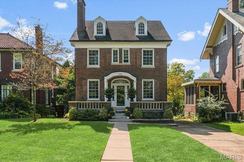 7022 Washington Avenue University City MO 63130