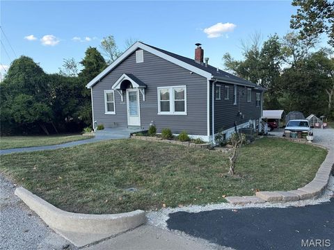 Photo of 2120 Starling Airport Road, Arnold, MO 63010 (MLS # 26011438)