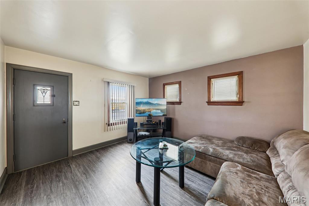 Harris Anna T 01 - Residential