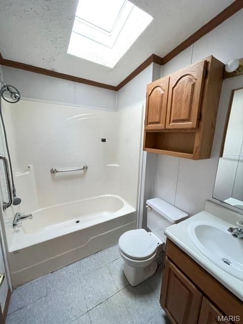 Tiny photo for 12441 Ladue Road, Creve Coeur, MO 63141 (MLS # 26013882)