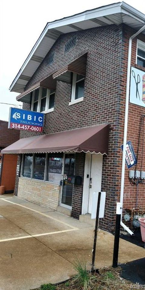 Tiny photo for 8206 Gravois Road, St Louis, MO 63123 (MLS # 26031048)